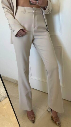 חליפת משי אבן